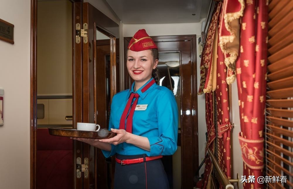 俄罗斯圣彼得堡火车卧铺,莫斯科到圣彼得堡的卧铺车厢怎样