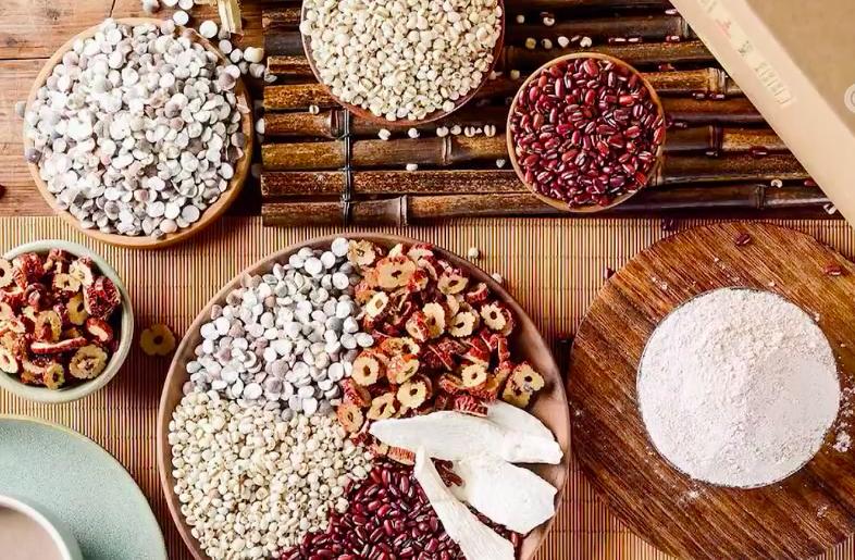 4分钱一袋，狂卖45亿！中国减肥第一股，卖泻药成资本神话？