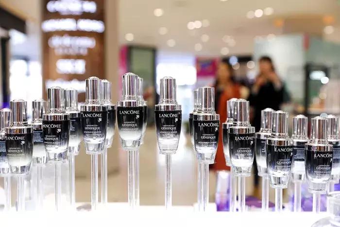 代购那么多，汉光凭什么一年卖出10.6亿元化妆品？省钱攻略全给你