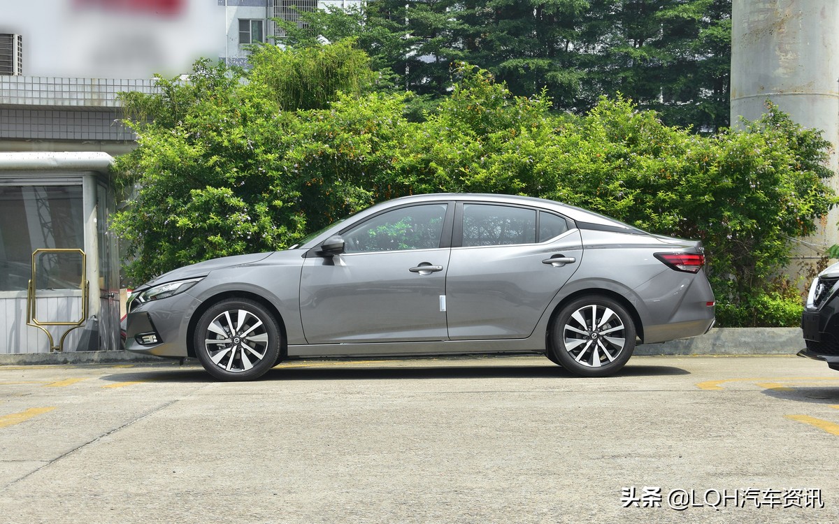 日系两大主力卡罗拉轩逸对比,1.6l轩逸和1.2t卡罗拉动力哪个好