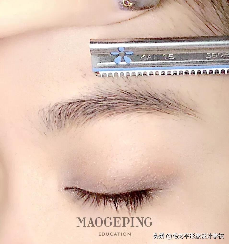 教你正确的画眉毛方法和技巧,如何画眉毛自然又适合自己初学者