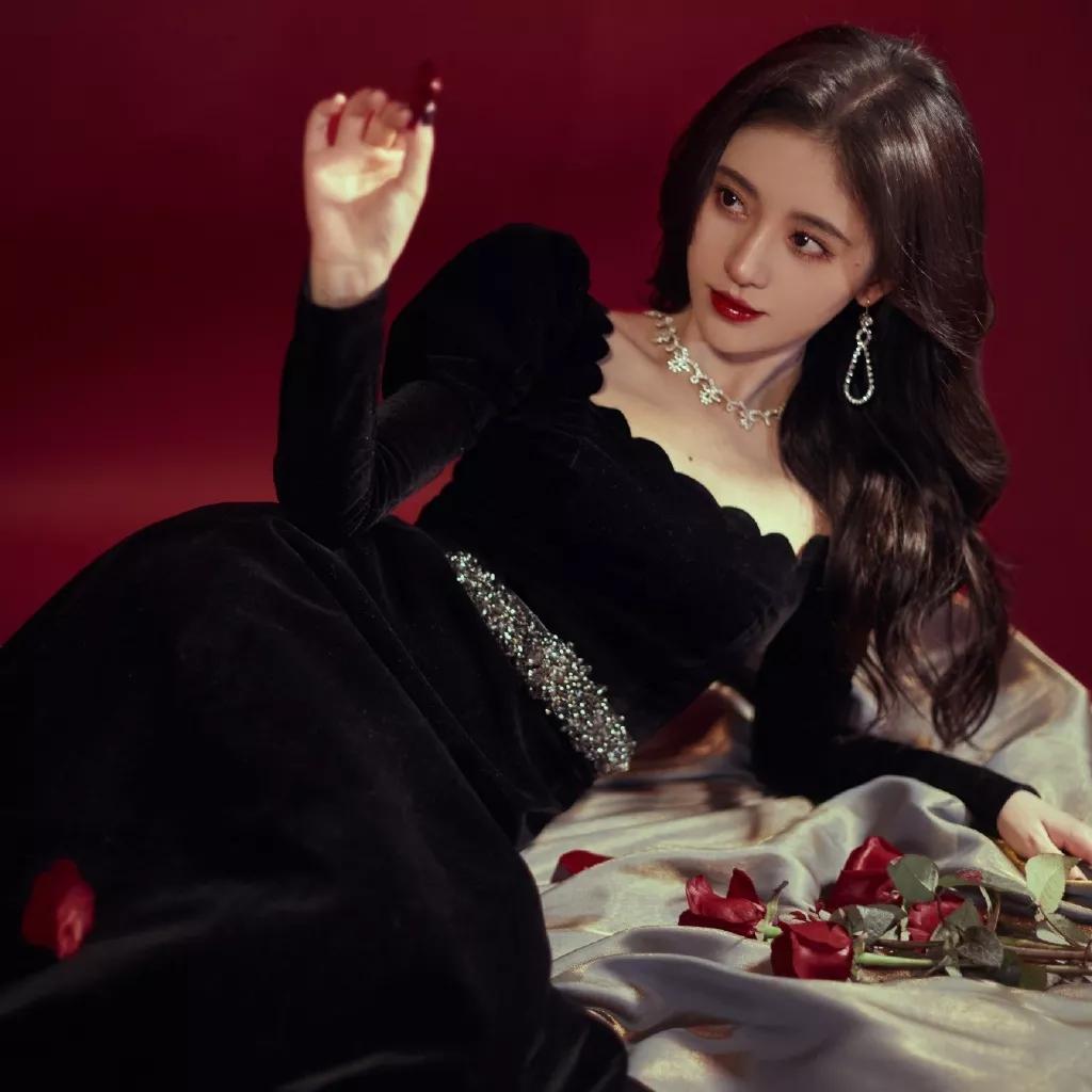 美到爆炸的彩妆,美到极致的彩妆产品