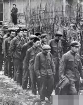 对越自卫反击战越南怎样对待俘虏,对越反击战中的越南兵