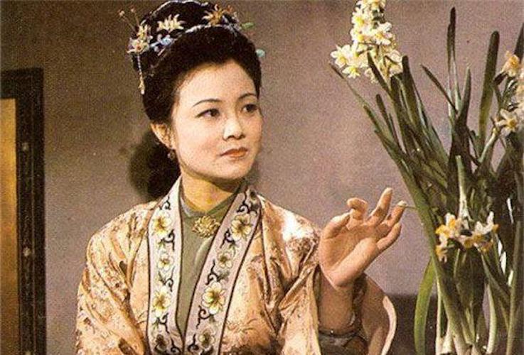 尤氏是一个怎样的女人,贾府尤氏