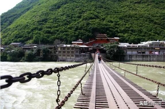 炮弹里装辣椒,红军迫击炮高手赵章成