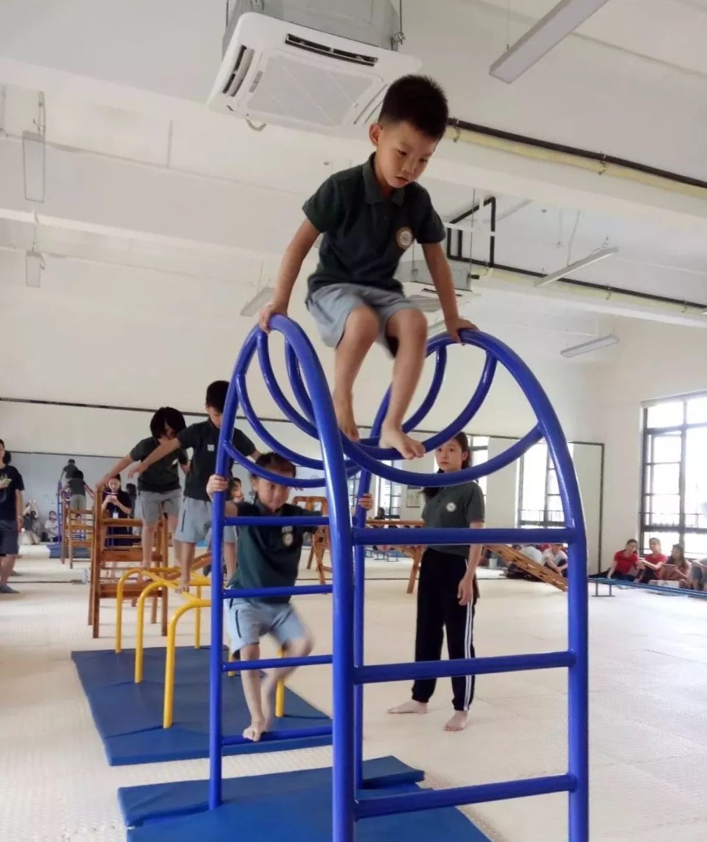 如何打造幼儿园户外活动环境,如何完善幼儿园户外体育活动设施