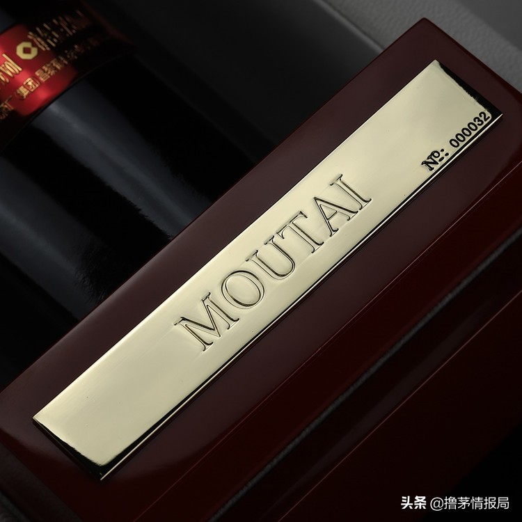 茅台葡萄酒价格一览表,一瓶茅台酱香酒1288块钱