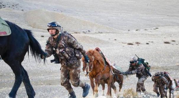 100张中国海防巡逻图,看哭了盘点中国军人的戳泪瞬间