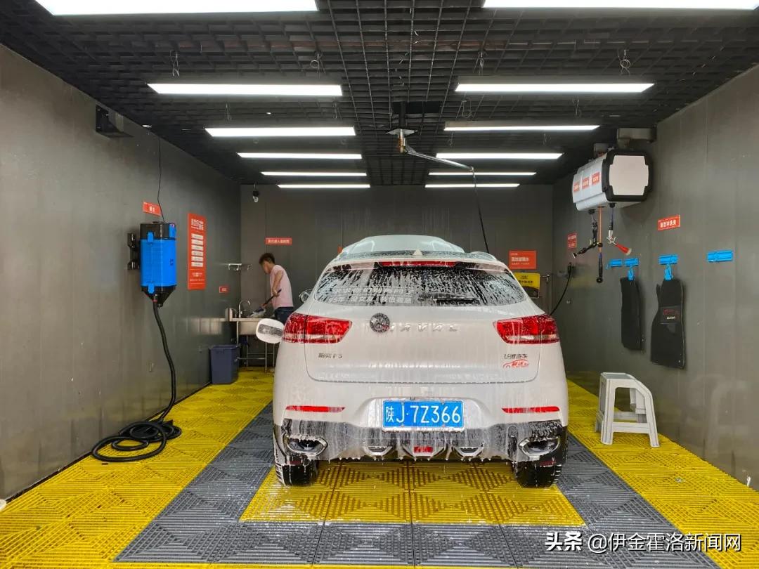 24小时共享自助洗车房亮相伊金霍洛旗