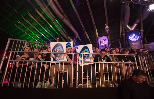 最近很火的一款大逃杀游戏,国内最良心的大逃杀游戏