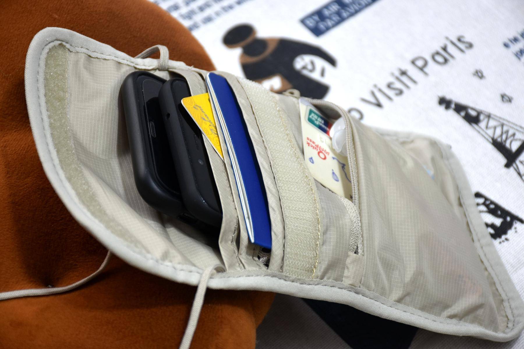 迪卡侬登山背包和多特,多特的背包和迪卡侬