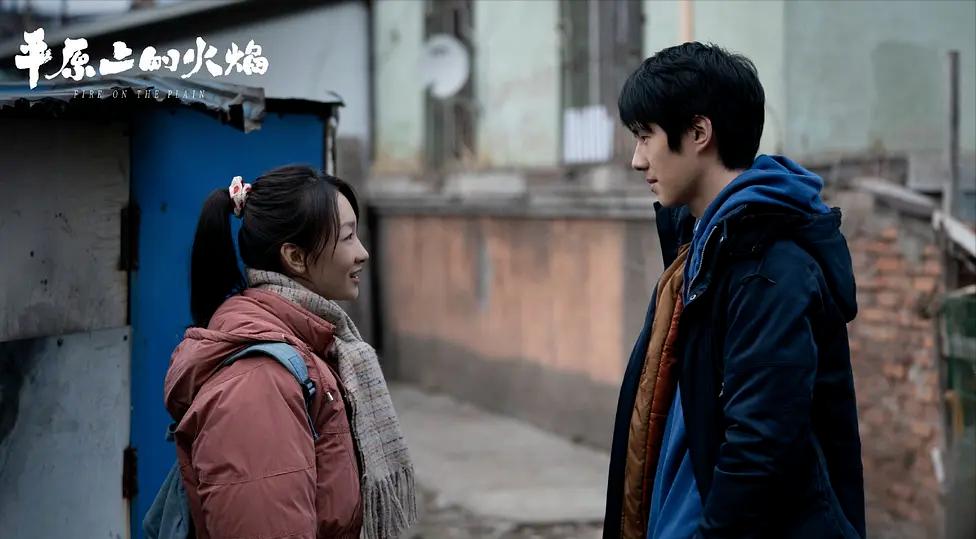 今年春节电影档排片人潮汹涌,新片接连定档抢占十月电影市场