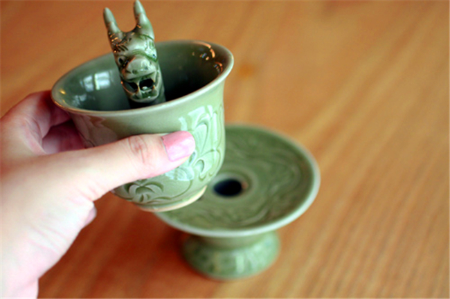 国宝“九龙杯”被偷，周总理为不伤及外宾友谊，是如何智取归还的