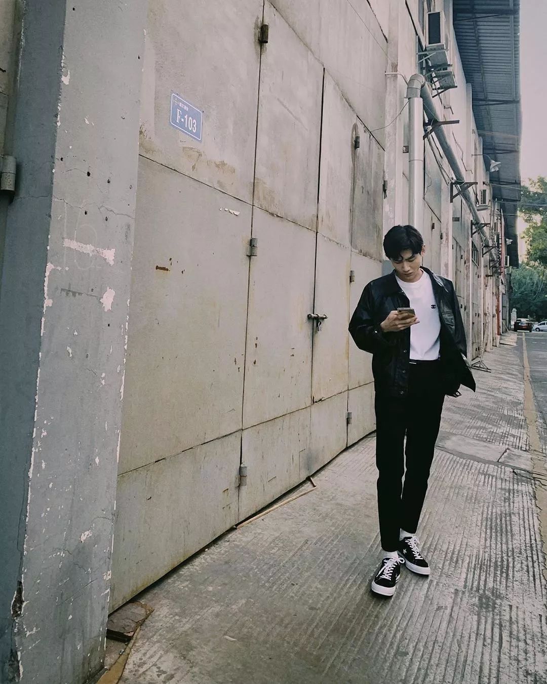 盘点白敬亭的私藏潮鞋,白敬亭收藏鞋子搞笑视频