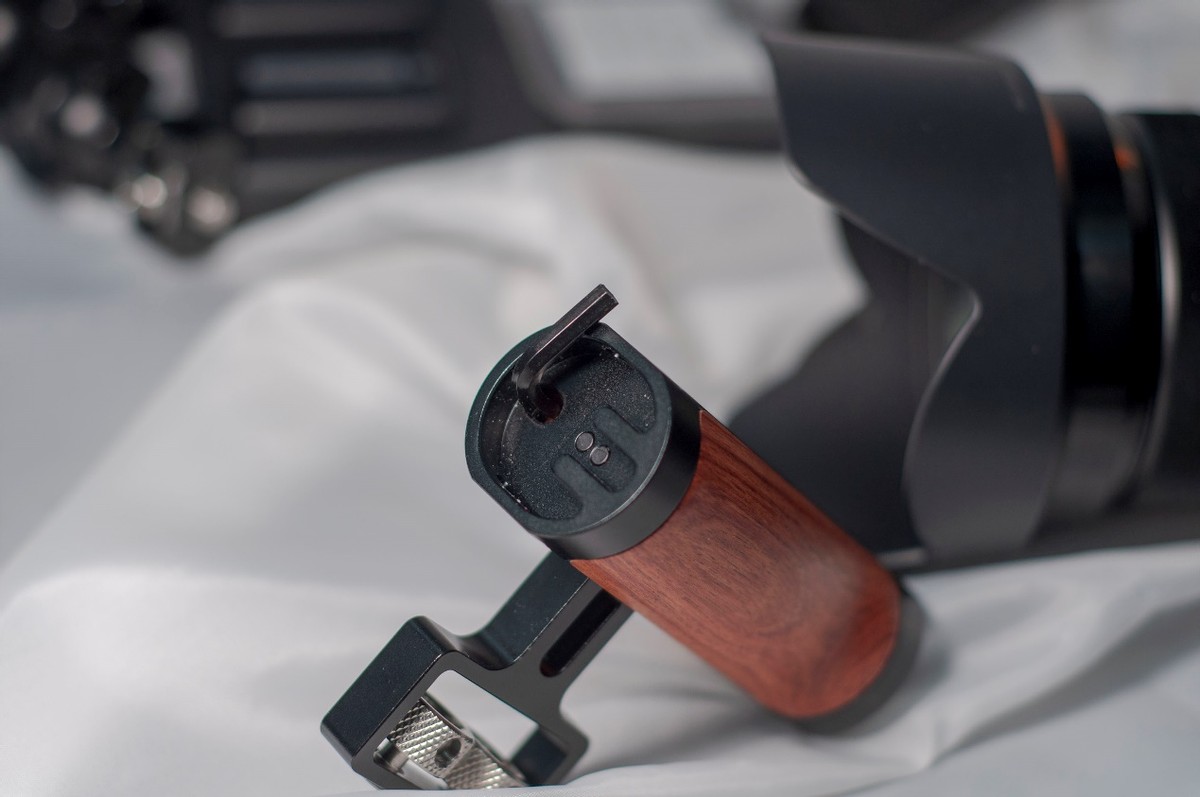 聊聊近两个月里我给新买的索尼6400搭配的那些配件