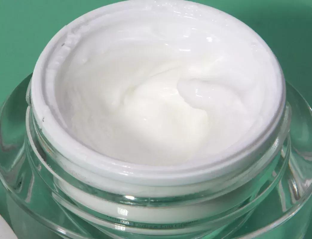 olay超a眼霜和露得清,olay超a眼霜有用吗