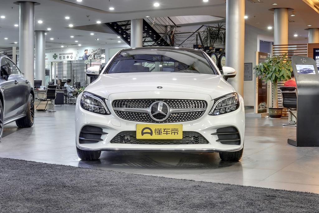 售价34.68万起,动力选择多样化,奔驰C级(进口)综合评析