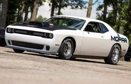 16万的豪华MPV动力充足面子管够，颠覆了我对美系车的看法