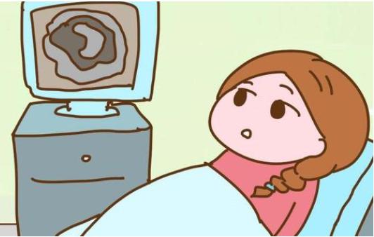 产妇脐带脱垂急救视频,产妇脐带脱垂医生全程托举救命