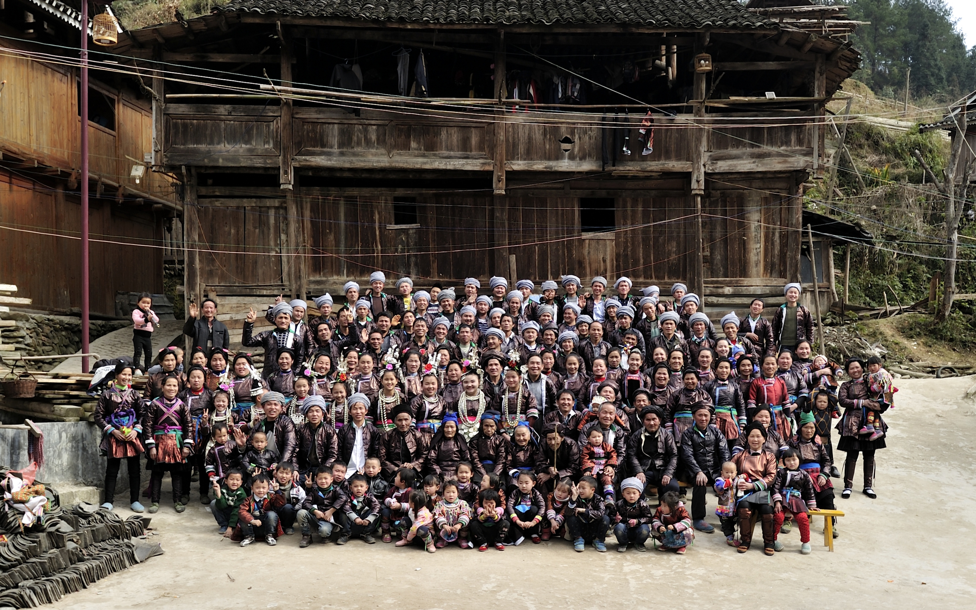 暖心苗寨同胞到贵阳医病获得帮助