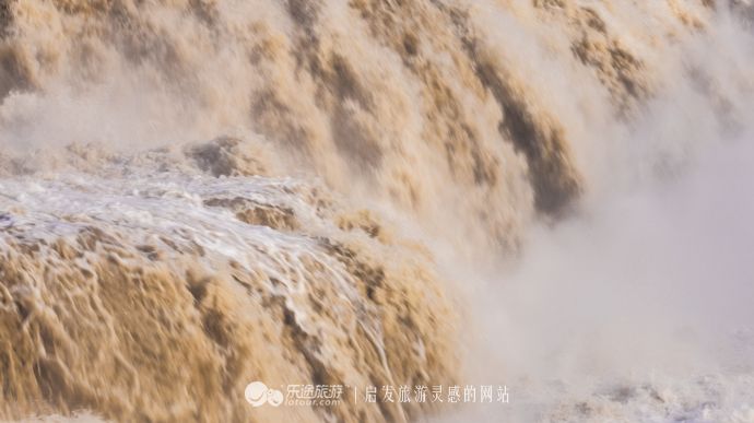 “盖河漩涡，如一壶然。”跃然纸上似惊鸿戏水