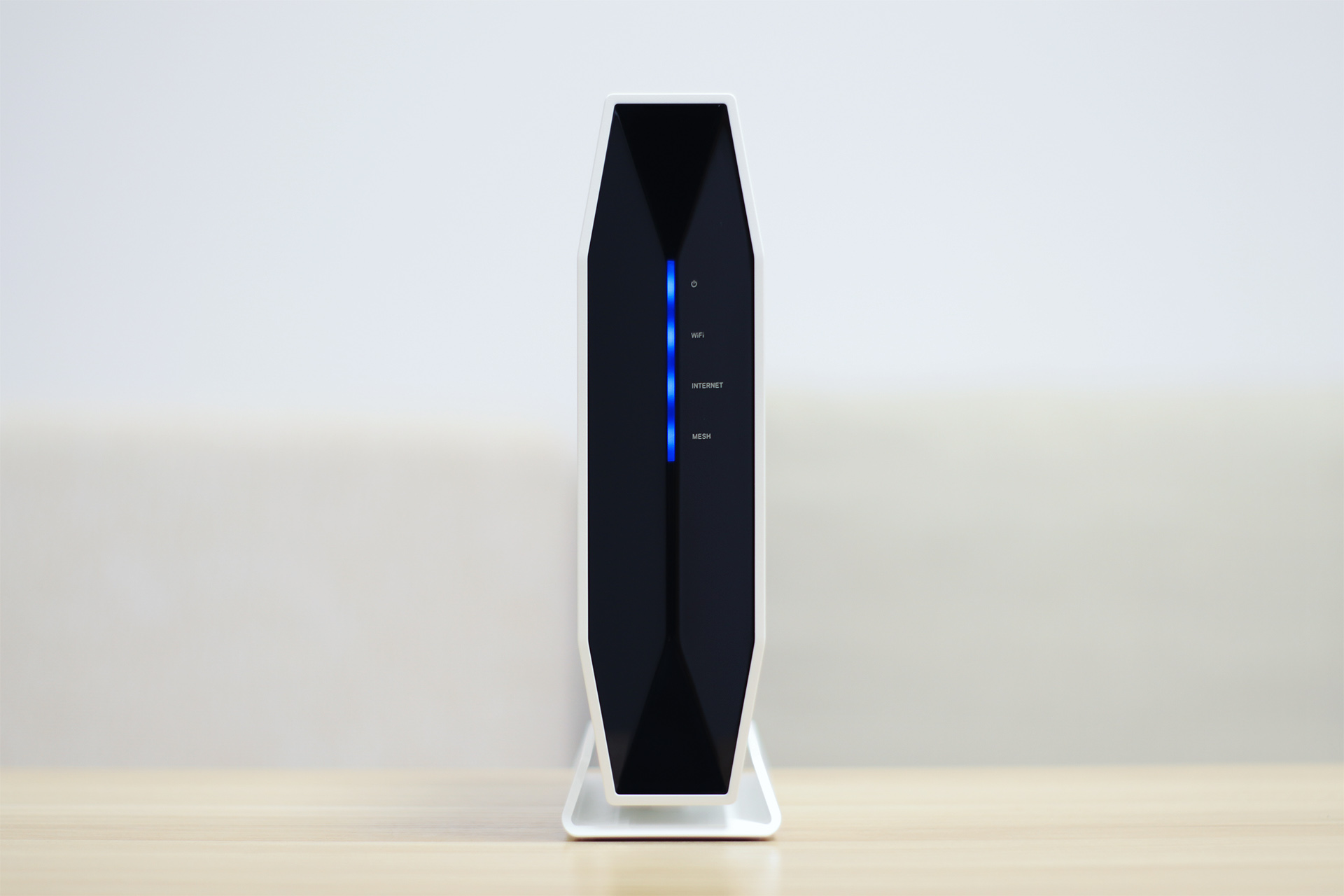 买wifi6路由器还是等wifi7,linksyse9450对比mx4200