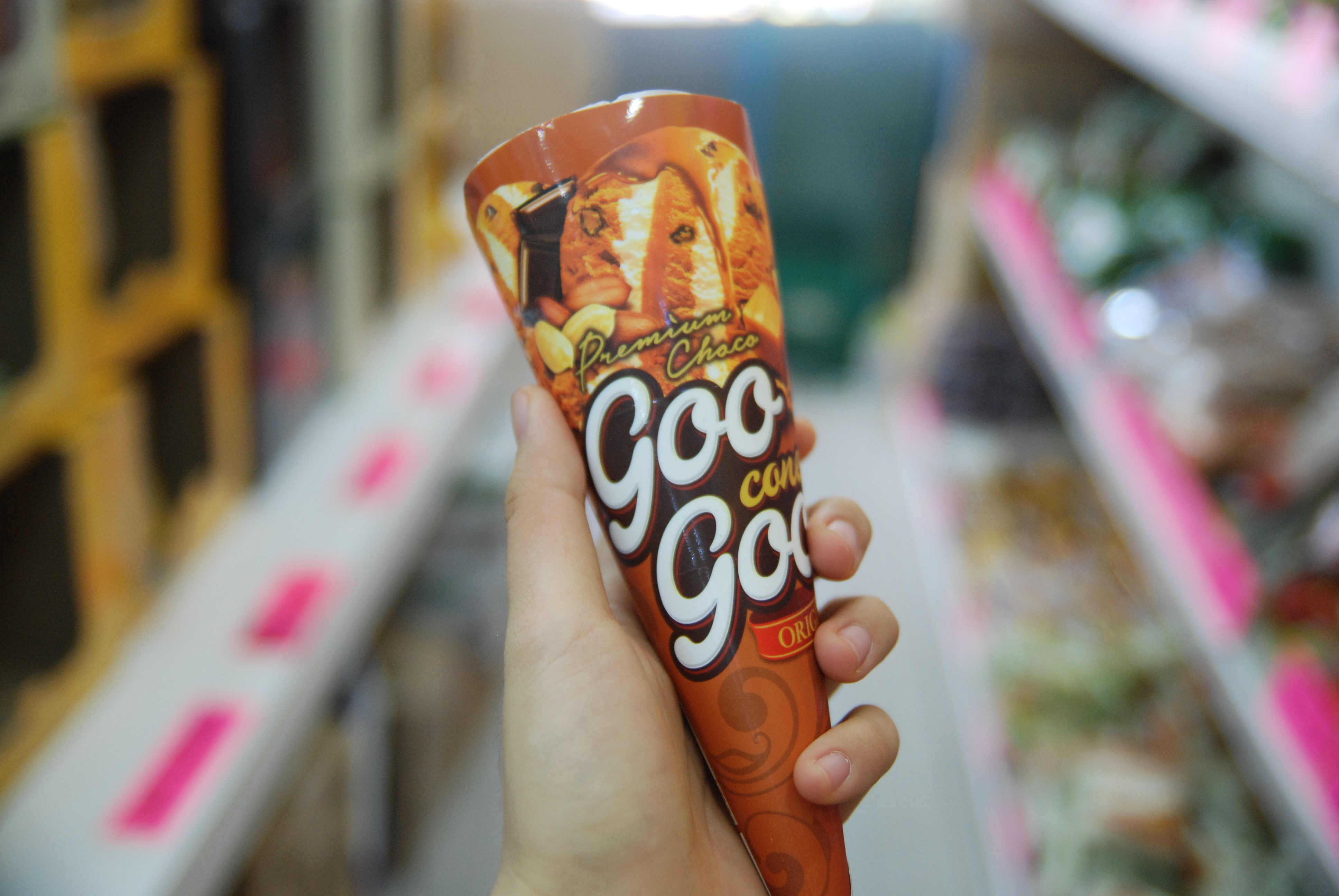 韩国紫菜包饭年糕,韩国美食一条街紫菜饭