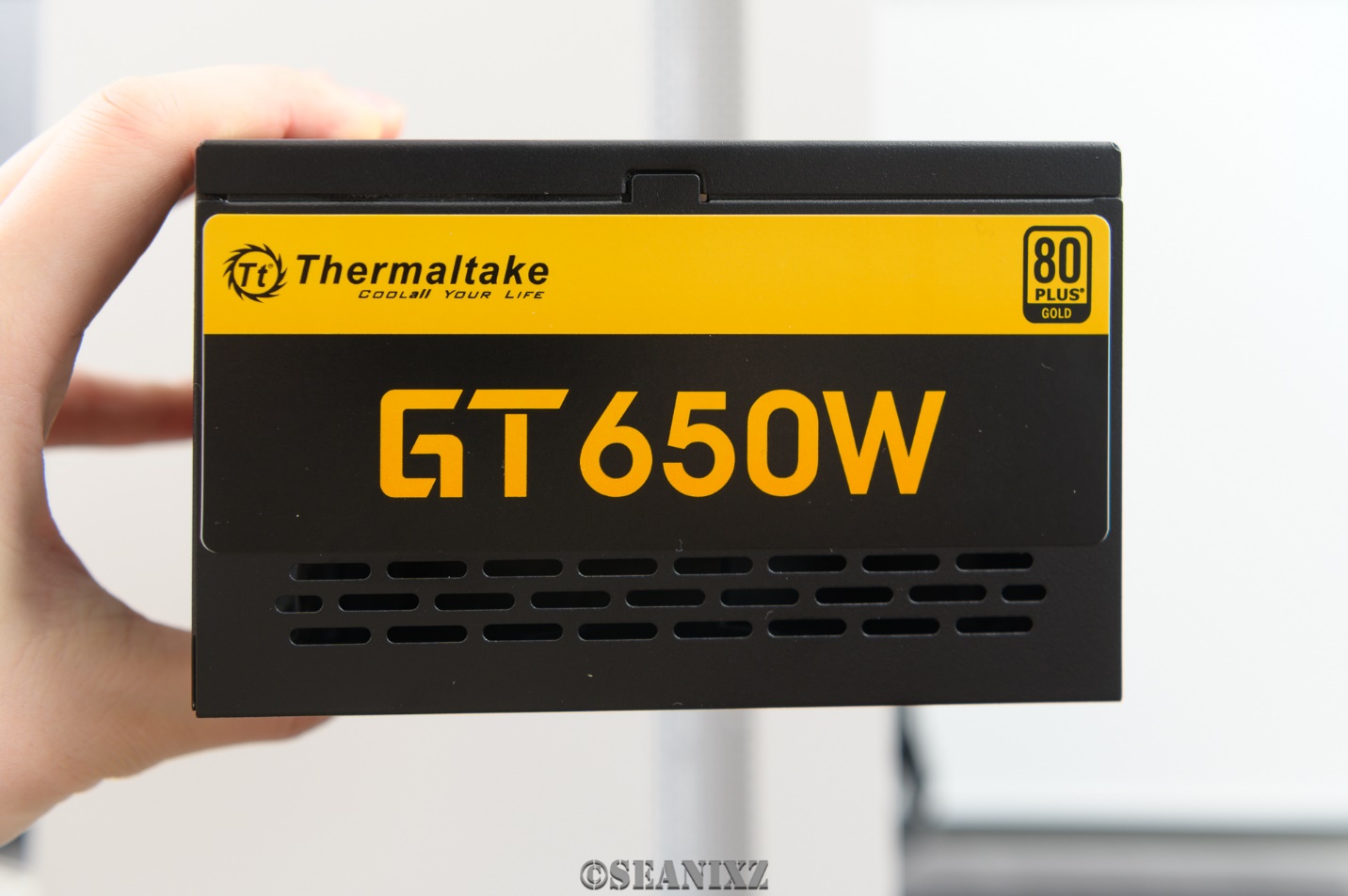 全能千元级机电套装：TT挑战者H6+GT650金牌全模组电源