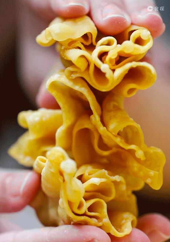 开在老居民楼里的火锅店,开在居民楼下的地道老火锅