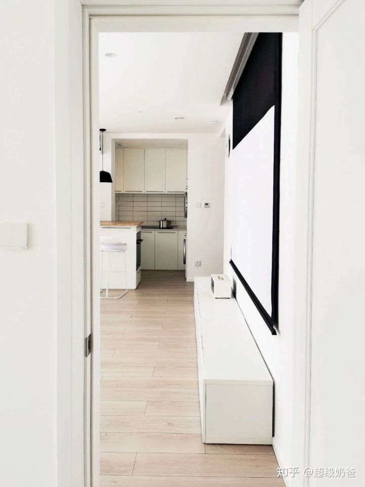 40㎡自己住,功能一个不少,有超多电器,能住出100㎡的宽敞