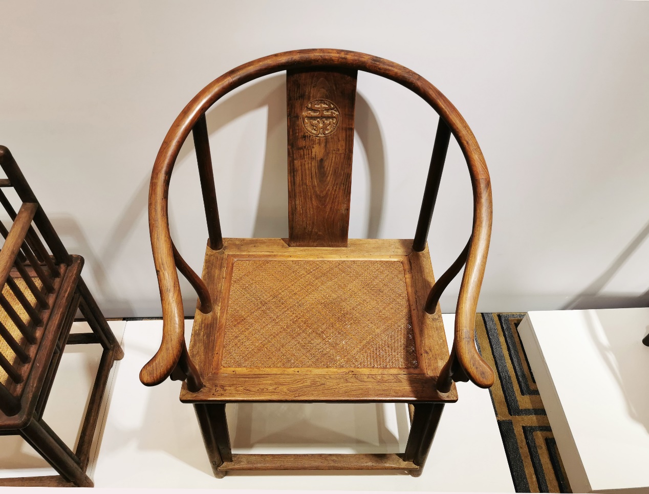 顶级黄花梨交椅价格,黄花梨官帽椅价目表