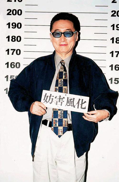 为啥李敖总骂余光中,怎么看待李敖说话的魅力