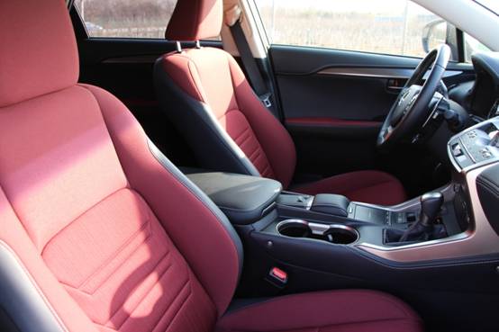 雷克萨斯nx200后期养车费用,18款nx200