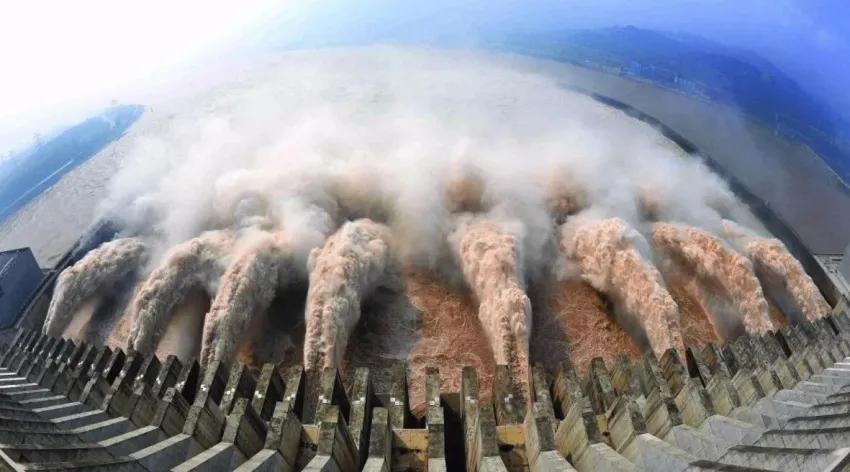 起床号演唱,起床号集结号冲锋号