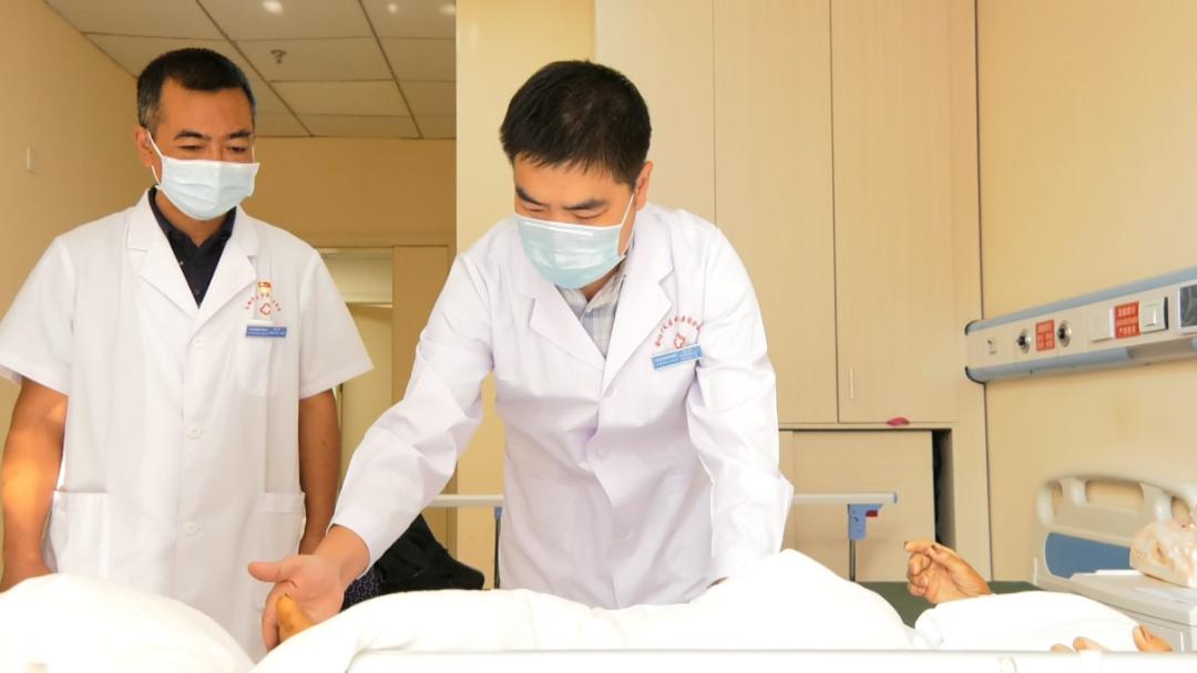 我为群众办实事医院篇,我为群众办实事万名医护下基层