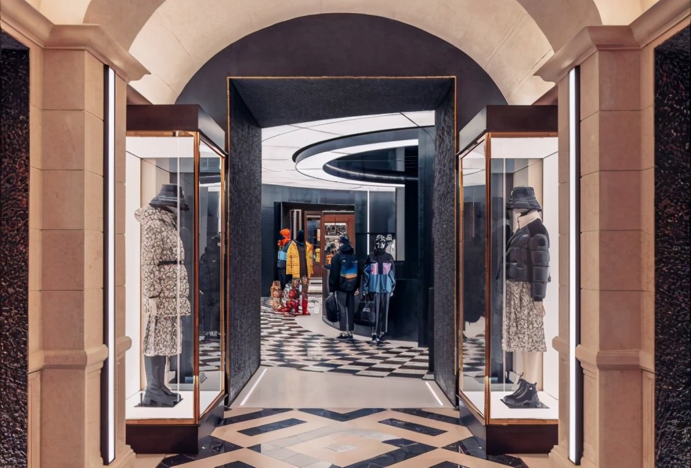 字节跳动高层调整；Charfen新系列； 百果园或挂牌上市