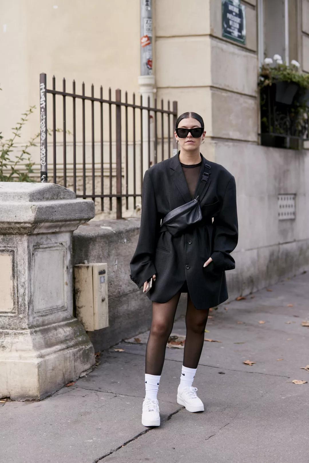 今年流行的露脚袜,是不是现在都流行穿长袜不露脚踝