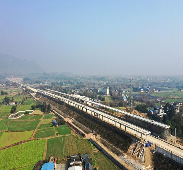 中国高铁建造费用,中国高铁花费总金额