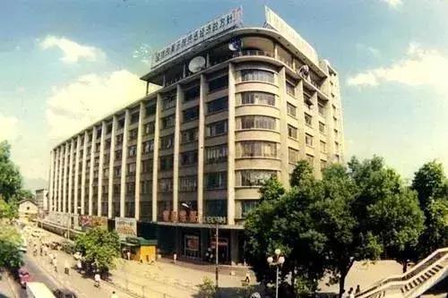 鼓楼网格,临汾鼓楼南大街与南外环十字路口