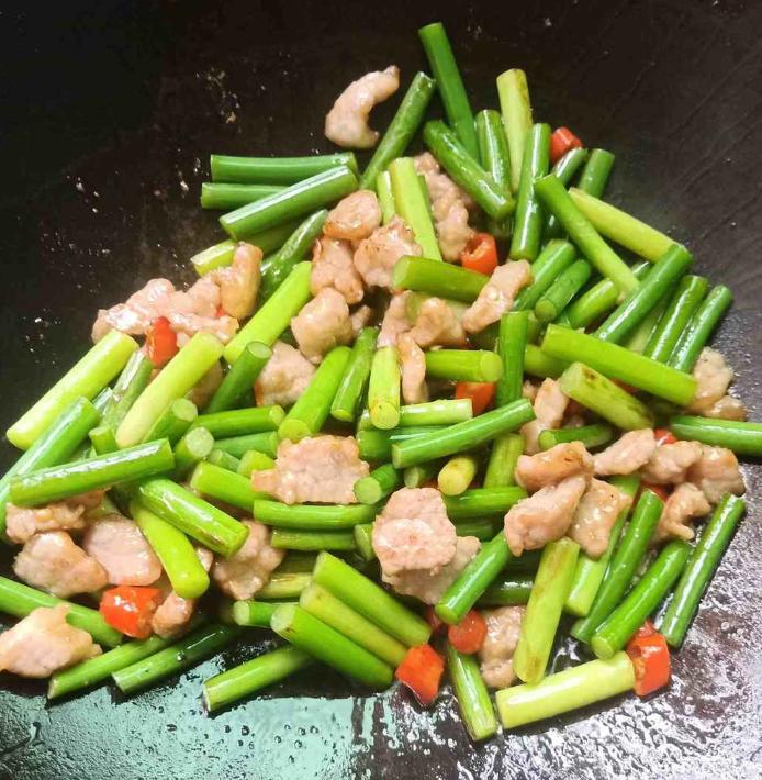 蒜苔可以素炒,蒜苔不放辣怎么炒好吃