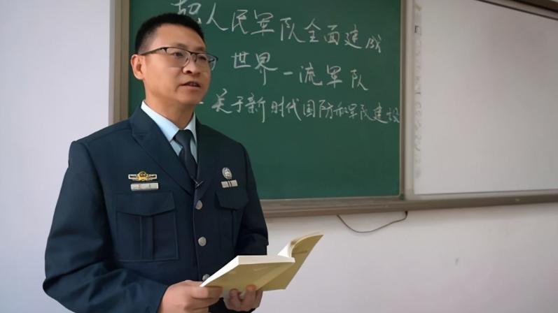 军队文职公务员可以报吗,军队文职公务员值得考吗