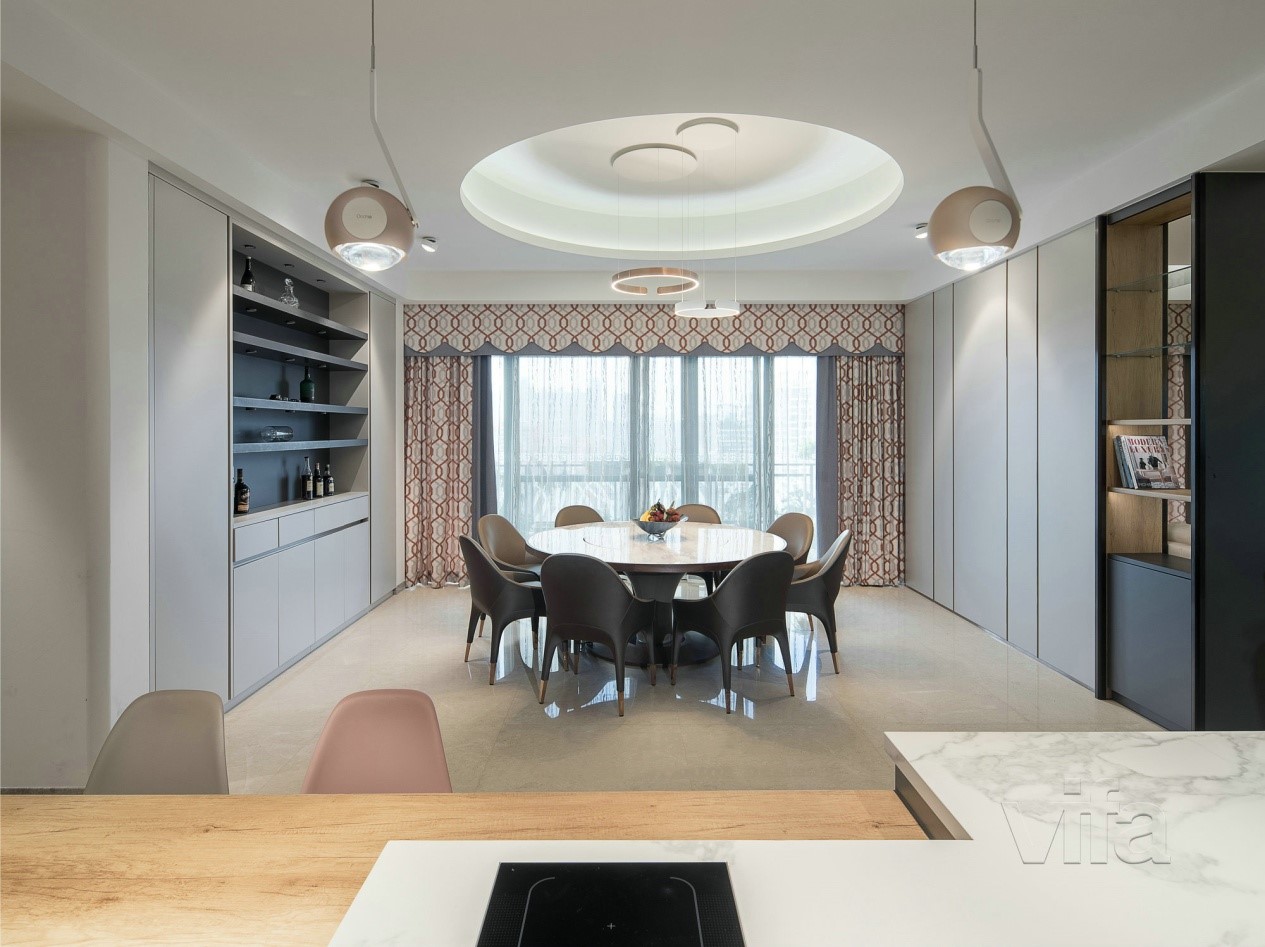 轻奢风护墙板墙面搭配,今年最流行的新款护墙板装修