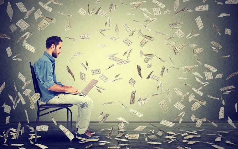 从跌跌撞撞到一路逆袭,从颠沛流离到一队之长