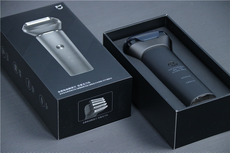 小米又出了一款新的剃须刀,博朗9pro和飞利浦9系剃须刀哪个好