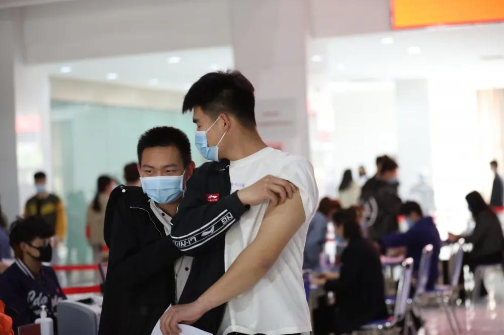 齐鲁师范大学章丘新冠疫苗接种,理工大学接种新冠疫苗