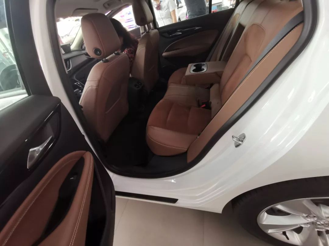 别克新君威试驾15t,新君威2019款20t精英试驾