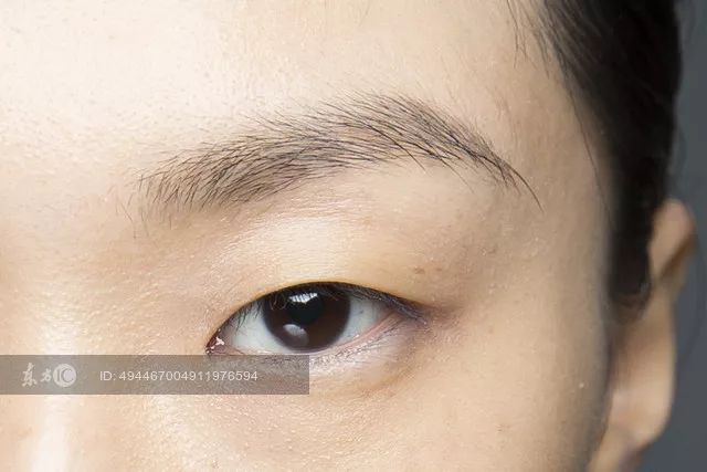 鞠婧祎李艺彤honey舞台,鞠婧祎港风复古妆容