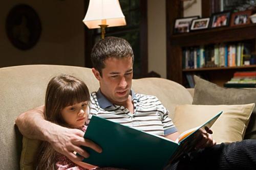 怎么培养低龄孩子的“精读习惯”，CROWD提问法家长得要掌握