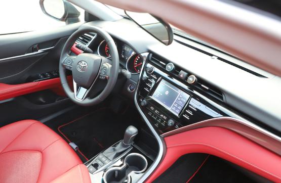 懂你所想，玩转第八代凯美瑞的极致操控