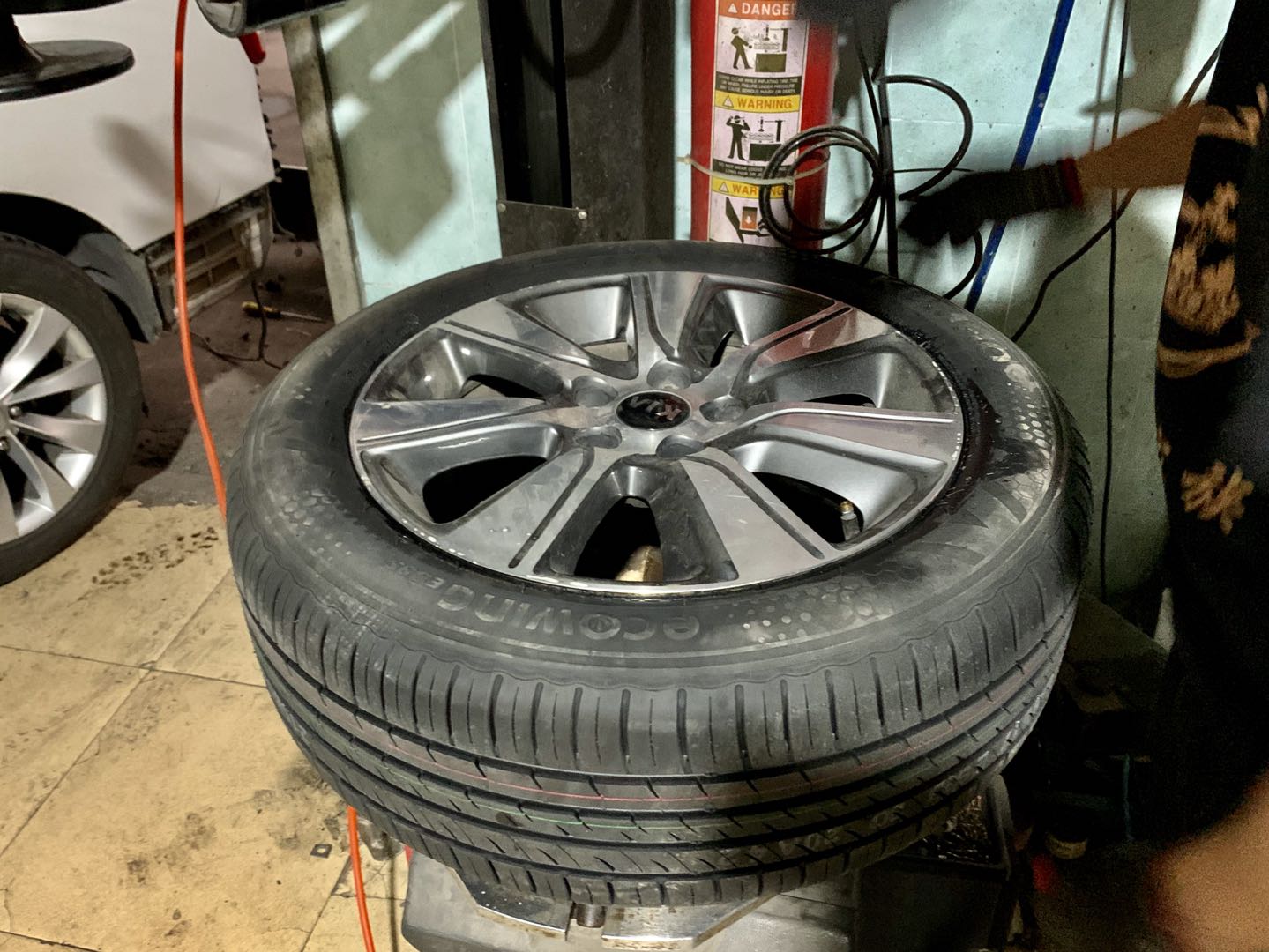 閿︽箹杞儙es33娴嬭瘎,閿︽箹es33杞儙璇勬祴鎶ュ憡